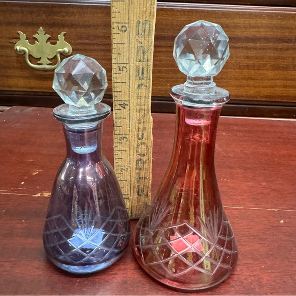 Vintage Bohemia Perfume Bottles  Cut to Clear Crystal Hand Cut Set of 2 - Picture 8 of 9